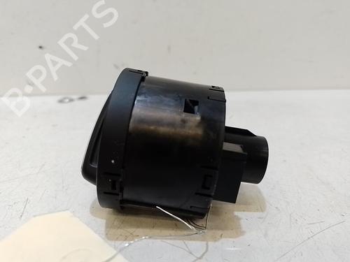 Used Headlight switch Headlight switch 37314362 37314362