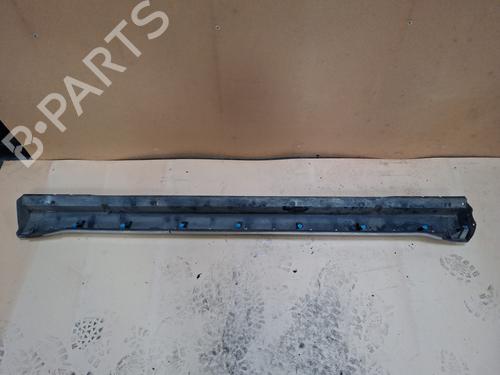 Used Right sideskirt Right sideskirt 37330294 37330294