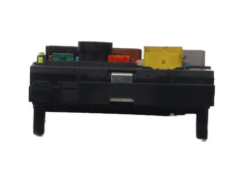 fuse-box-citroen-c5-iii-rd_-2008-2009-2010-2011-2012-2013-2014-2015-2016-2017-37327390 main image