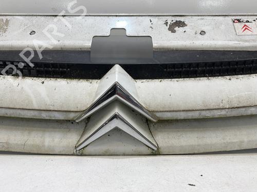 Used Grille Grille 37614601 37614601