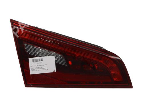 left-tailgate-light-audi-a3-sportback-8va-8vf-2012-2013-2014-2015-2016-2017-2018-2019-2020-2021-37332881 main image