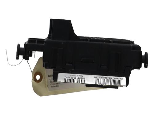 Used Fuse box Fuse box 37311533 37311533