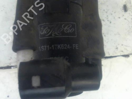 Used Washer pump Washer pump 37303039 37303039