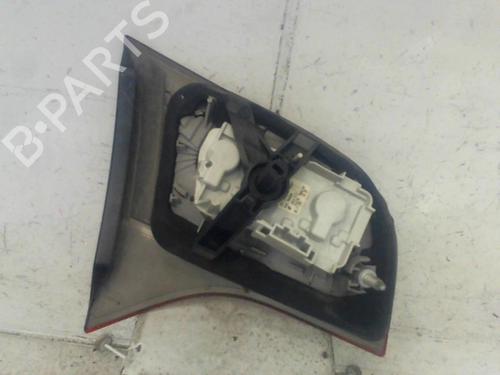 right-tailgate-light-audi-a4-b6-avant-8e5-2000-2001-2002-2003-2004-2005-37303436 main image