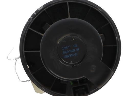 Heater blower motor FORD KUGA II (DM2) 2.0 TDCi 4x4 | BP37327526M62 - Image 2