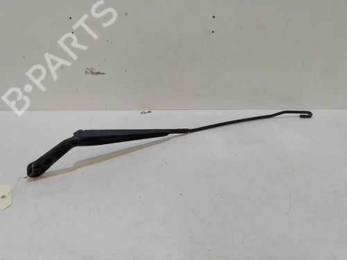 Used Front windshield wiper arm Front windshield wiper arm 37312972 37312972