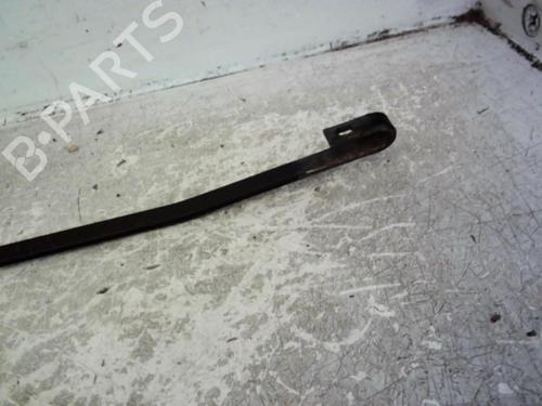 Used Front windshield wiper arm Front windshield wiper arm 37305203 37305203