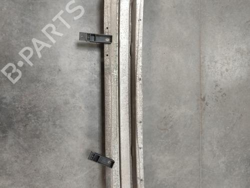 Used Rear bumper reinforcement Rear bumper reinforcement 37617829 37617829