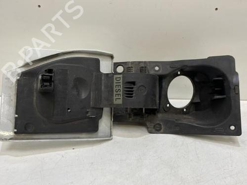 fuel-flap-renault-trafic-iii-van-fg_-2014-37320733 main image