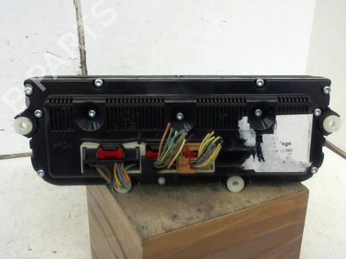 Used Climate control Climate control 37300880 37300880