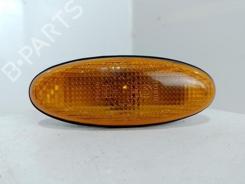 Left side indicator MAZDA 323 F VI Hatchback (BJ) | BP37313628I20 - Image 3