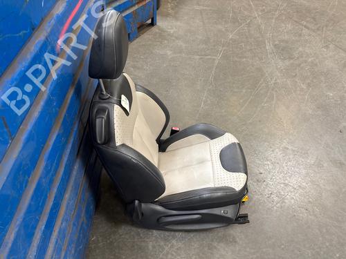 Right front seat CITROËN DS3 (SA_) 1.6 HDi 110 | BP39478972C16 - Image 3