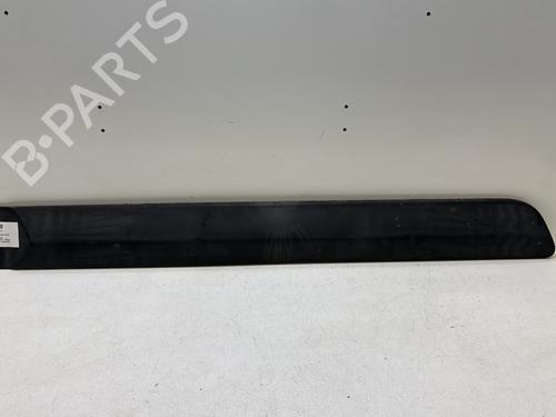 door-moulding-trim-dacia-logan-mcv-ks_-2007-37343058 main image