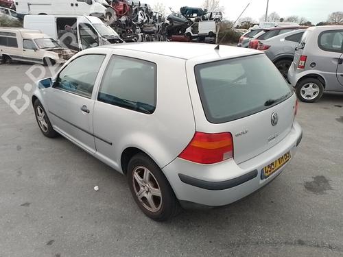 Ricambi VW GOLF III (1H1) 4801837