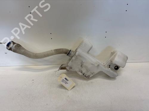 Used Windscreen washer tank Windscreen washer tank 39383068 39383068