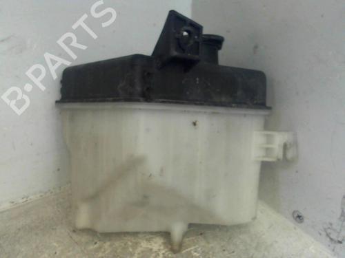 Used Windscreen washer tank Windscreen washer tank 37618447 37618447