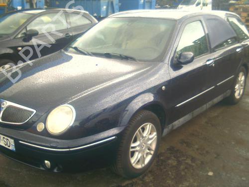 Right front indicator LANCIA LYBRA SW (839_) 2.4 JTD (839BXL1A) | BP37307370C33  - Image 7