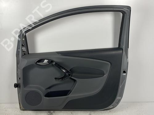 Used Right front door Right front door 37622671 37622671