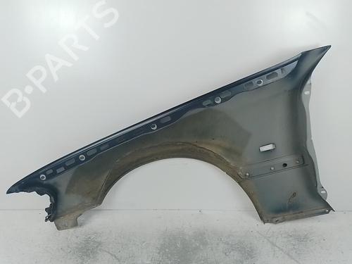 Used Right front fenders Right front fenders 37620740 37620740