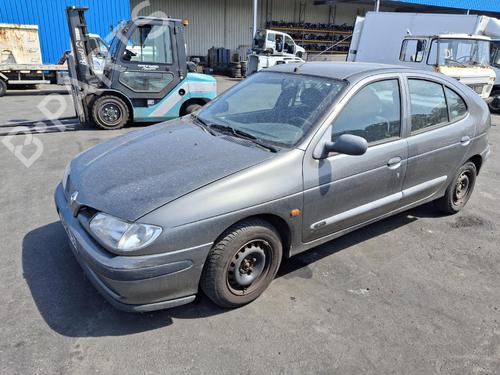 Used Parts RENAULT MEGANE I (BA0/1_) 1.6 e (BA0F, BA0S) 5001114