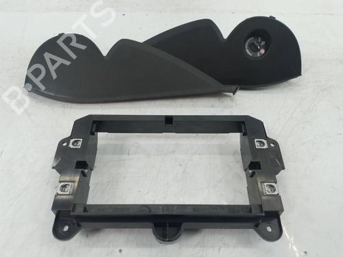 Salpicadero RENAULT TWINGO III (BCM_, BCA_) | BP37621273C46 - Image 2