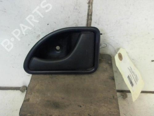 Used Front right interior door handle Front right interior door handle 37301777 37301777