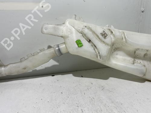 Used Windscreen washer tank Windscreen washer tank 37622552 37622552