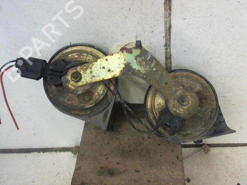 horn-ford-focus-i-daw-dbw-1998-1999-2000-2001-2002-2003-2004-2005-2006-2007-2008-2009-37301344 main image