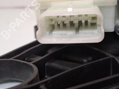 rudehejsemekanisme-hjre-bagtil-renault-captur-ii-hf_-2020-39623674 main image