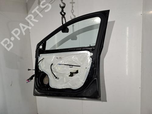 Used Right front door Right front door 38667917 38667917