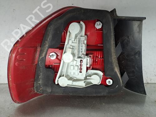 Used Right taillight Right taillight 38667841 38667841
