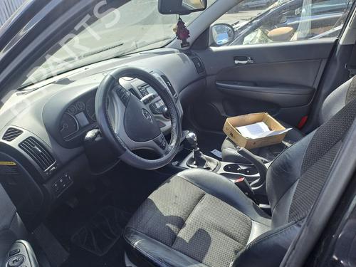 Brugte HYUNDAI i30 (FD) 2.0 CRDi 4931356