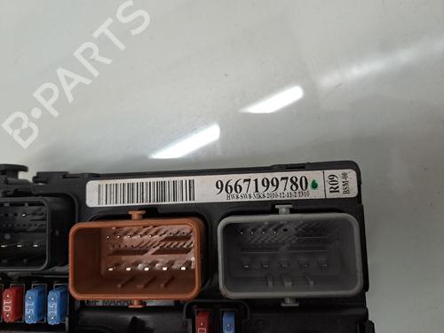 fuse-box-citroen-c3-ii-sc_-2009-39393946 main image