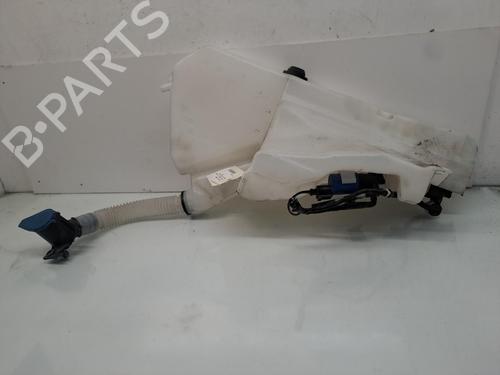 sprinklertank-jaguar-f-pace-x761-2015-39486796 main image