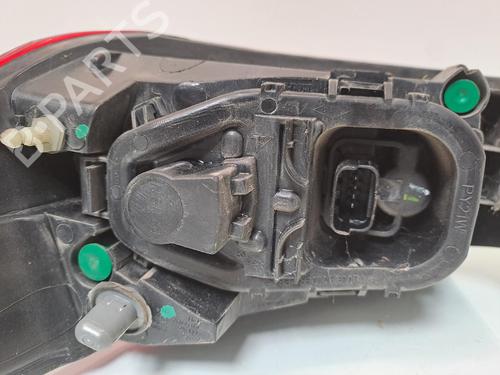 right-taillight-renault-clio-iv-bh_-2012-2013-2014-2015-2016-2017-2018-2019-2020-2021-38744589 main image