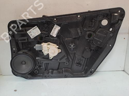 Elevalunas delantero derecho Elevalunas delantero derecho MERCEDES-BENZ A-CLASS (W176) A 180 CDI (176.000) (109 hp) 39710530 39710530