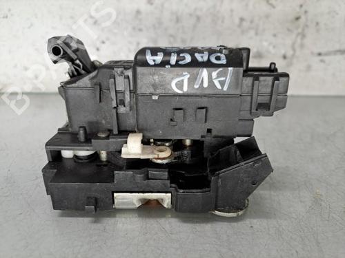 front-right-lock-dacia-lodgy-js_-2012-38664577 main image