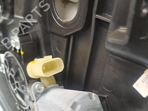 rudehejsemekanisme-hjre-bagtil-kia-ceed-jd-2012-2013-2014-2015-2016-2017-2018-39577842 main image