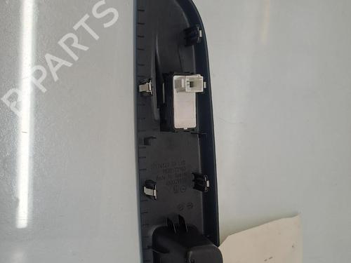 Used Right front window switch Right front window switch 38917595 38917595