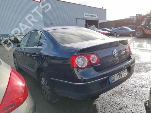 Right taillight VW PASSAT B6 (3C2) 2.0 TDI | BP38663914C35 - Image 12