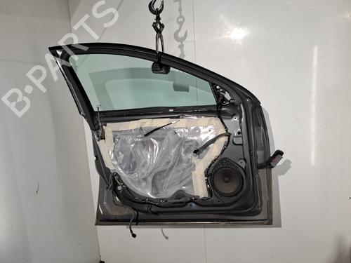 Used Left front door Left front door 38666971 38666971