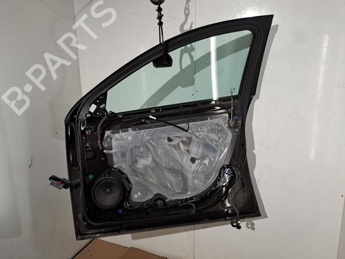 Used Right front door Right front door 38669481 38669481
