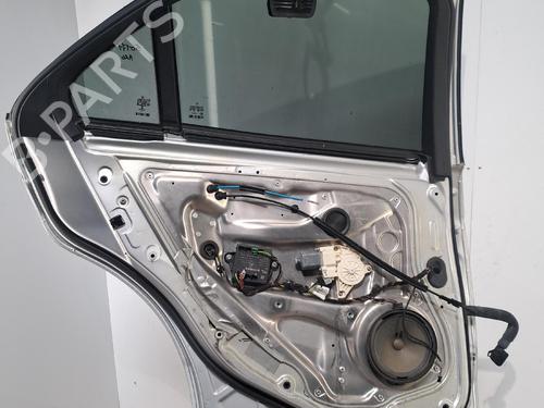 Used Left rear door Left rear door 38672375 38672375
