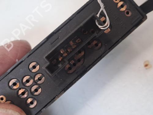 Used Right front window switch Right front window switch 39537042 39537042