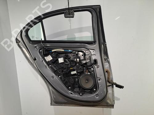Used Left rear door Left rear door 38672601 38672601