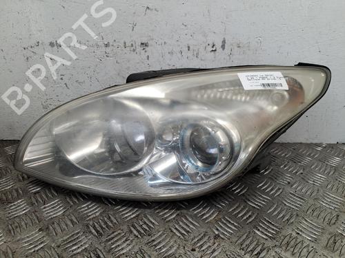 Left headlight HYUNDAI i30 (FD) 2.0 CRDi | BP38672933C28 - Image 2