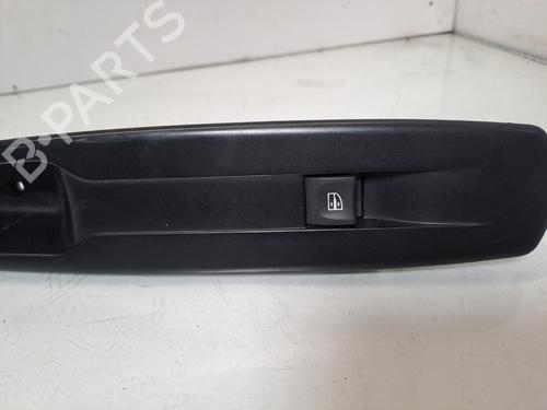 Højre fortil elrude kontakt Højre fortil elrude kontakt RENAULT GRAND SCÉNIC III (JZ0/1_) 1.5 dCi (JZ09, JZ0D, JZ10, JZ14, JZ1G, JZ29, JZ2C) (110 hp) 39755611 39755611