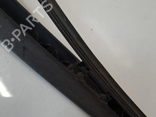 rear-windshield-wiper-arm-renault-clio-iv-bh_-2012-2013-2014-2015-2016-2017-2018-2019-2020-2021-39537085 main image