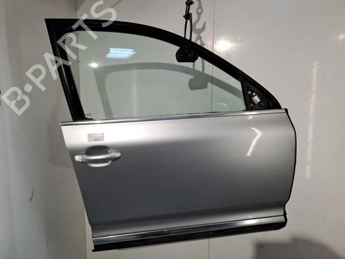 Used Right front door Right front door 38667639 38667639
