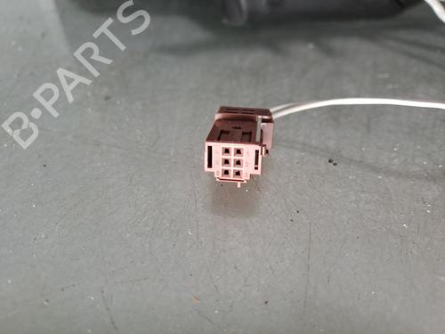 left-mirror-peugeot-208-i-ca_-cc_-2012-2013-2014-2015-2016-2017-2018-2019-2020-2021-38667558 main image